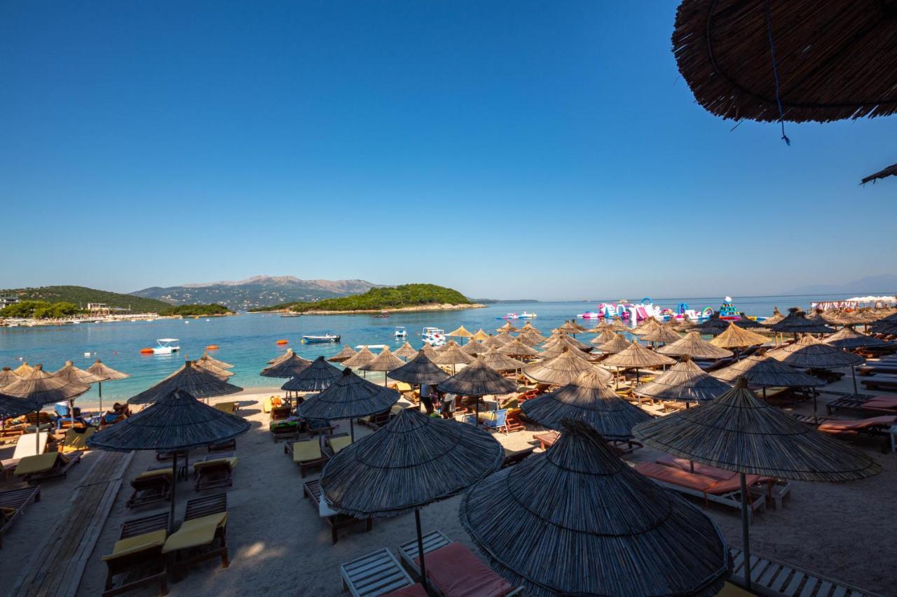 Hotel New Crystal Ksamil Exterior photo